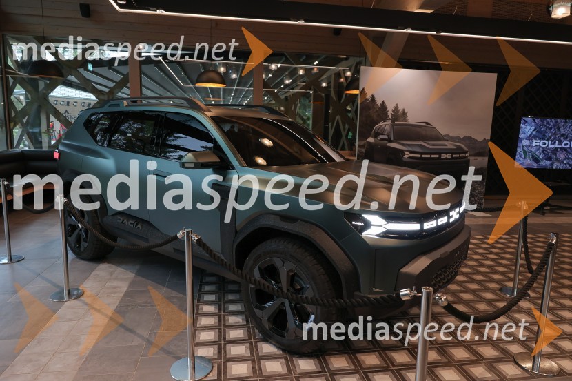 Dacia dan s predstavitvijo vozila Dacia Bigster