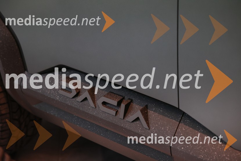 Dacia dan s predstavitvijo vozila Dacia Bigster