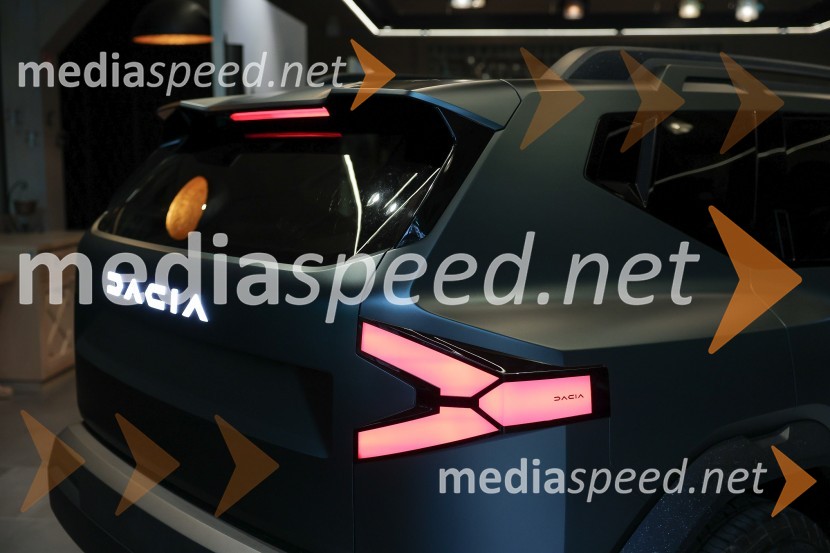 Dacia dan s predstavitvijo vozila Dacia Bigster