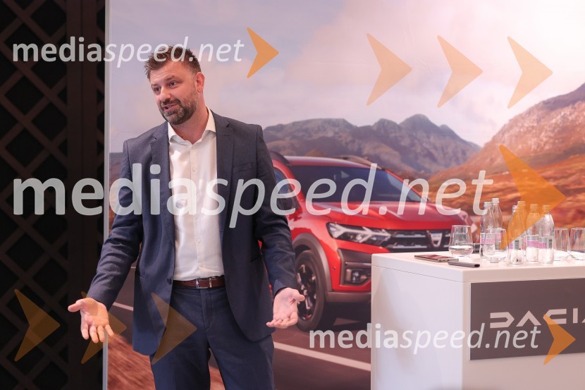 Dacia dan s predstavitvijo vozila Dacia Bigster