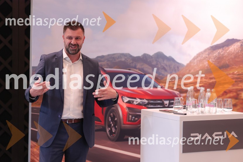 Dacia dan s predstavitvijo vozila Dacia Bigster