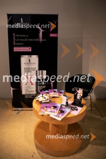 Predstavitev knjige Nine Osenar, V objemu življenja