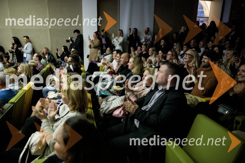 Predstavitev knjige Nine Osenar, V objemu življenja