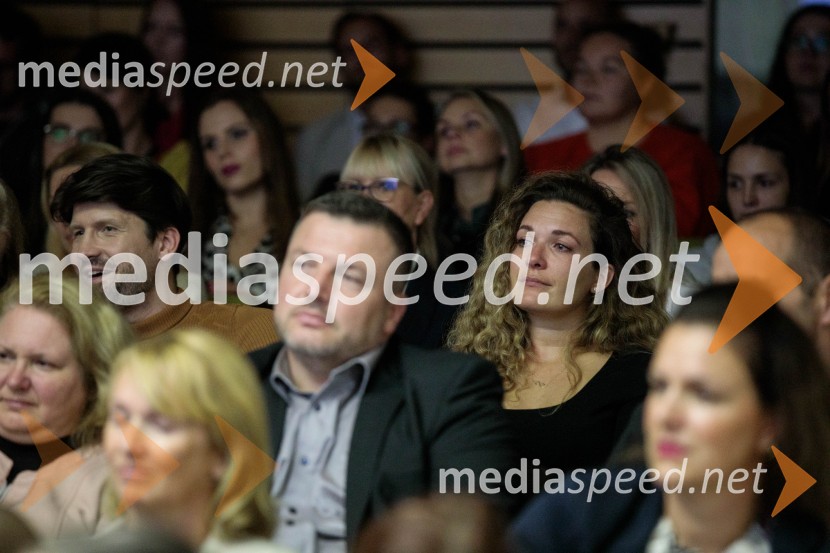 Predstavitev knjige Nine Osenar, V objemu življenja