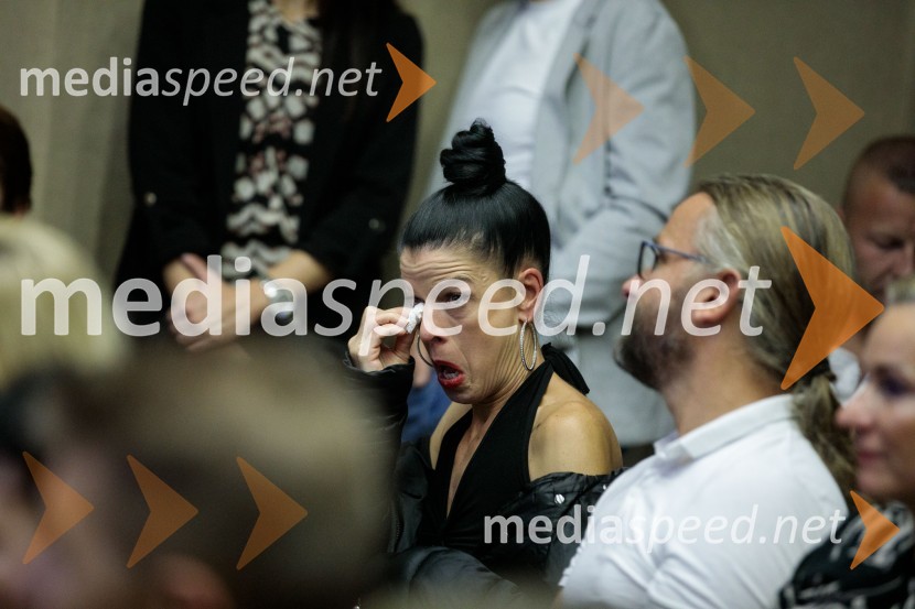 Predstavitev knjige Nine Osenar, V objemu življenja