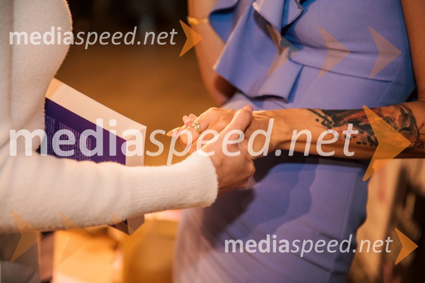 Predstavitev knjige Nine Osenar, V objemu življenja