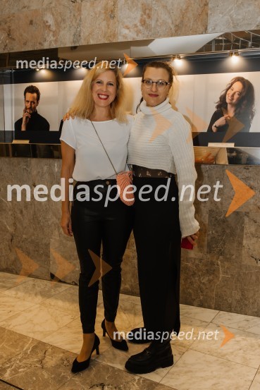  Metka Sulič, odnosi z javnostjo SNG Nova Gorica;  Tereza  Gregorič, dramaturginjaGeorge Kaplan, premiera satirične komedije v SNG Nova Gorica