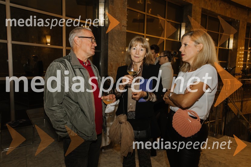  ... ;  ... ;  Metka Sulič, odnosi z javnostjo SNG Nova GoricaGeorge Kaplan, premiera satirične komedije v SNG Nova Gorica