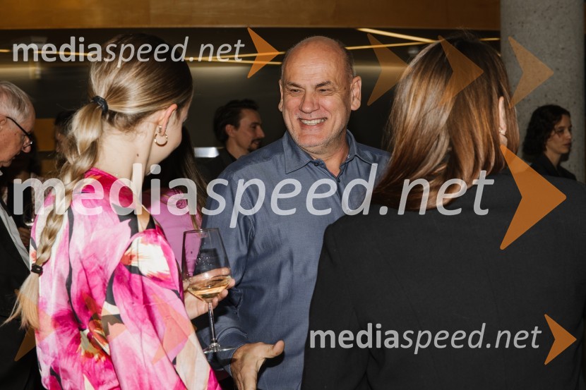 George Kaplan, premiera satirične komedije v SNG Nova Gorica