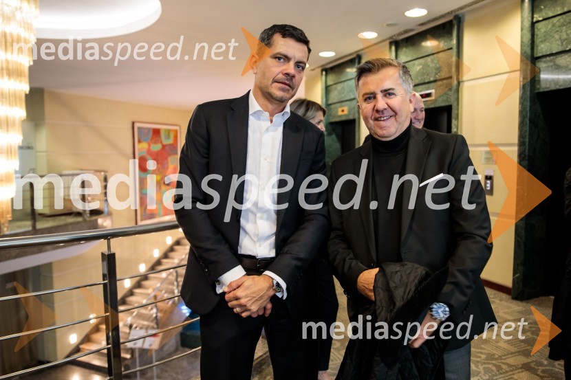  Luka Vesnaver, predsednik Britansko-slovenske gospodarske zbornice in partner v ION Advisory;  Božo  Černila, direktor, TrimoČaj z razlogom: Kaj se lahko poslovneži naučijo od športa?