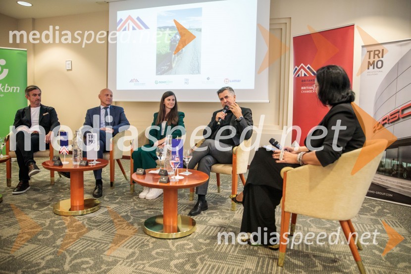  Marko Lukić, lastnik in direktor družbe Lumar IG;  Miro Cepec, glavni operativni direktor SKB banke;  Melanija Šober;  Božo  Černila, direktor, Trimo;  Simona Špilak, direktorica, BOC InstituteČaj z razlogom: Kaj se lahko poslovneži naučijo od športa?