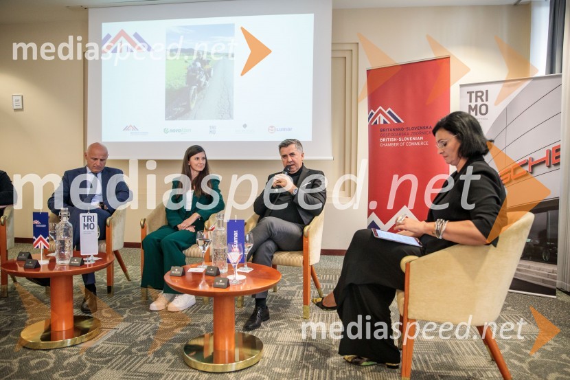  Miro Cepec, glavni operativni direktor SKB banke;  Melanija Šober;  Božo  Černila, direktor, Trimo;  Simona Špilak, direktorica, BOC InstituteČaj z razlogom: Kaj se lahko poslovneži naučijo od športa?