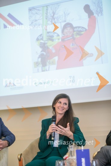  Melanija ŠoberČaj z razlogom: Kaj se lahko poslovneži naučijo od športa?