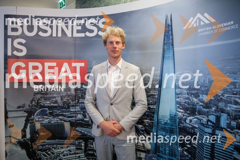  Tom Livingstone, svetovno znani alpinist in avtorČaj z razlogom: Kaj se lahko poslovneži naučijo od športa?