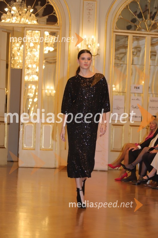 Roza oktober 2023, modna revija