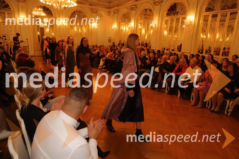 Roza oktober 2023, modna revija