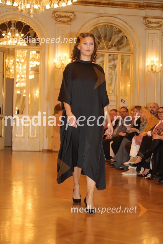 Roza oktober 2023, modna revija