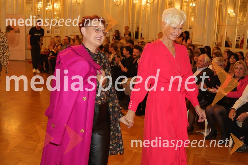  ... ;  Barbra Drnač, novinarka, plesalka, koreografinja in televizijska voditeljicaRoza oktober 2023, modna revija