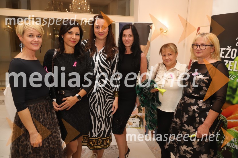 Roza oktober 2023, modna revija