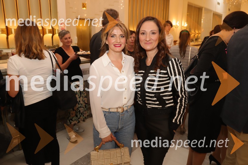  Ani Frece, pevka;  Barbara  Franjić, modna oblikovalka, Patricia PieRoza oktober 2023, modna revija