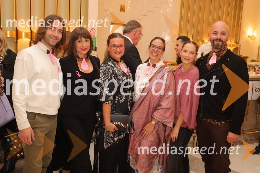  ... ;  Tina Gorenjak, igralka;  ... ; dr. med Maja Ravnik, predstojnica Oddelka za onkologijo v UKC Maribor;  ... ;  ... Roza oktober 2023, modna revija