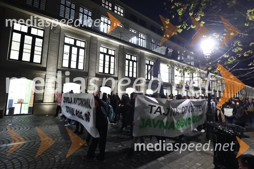 Odprtje prenovljenega centra Rog