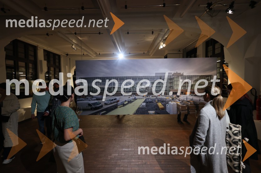 Odprtje prenovljenega centra Rog