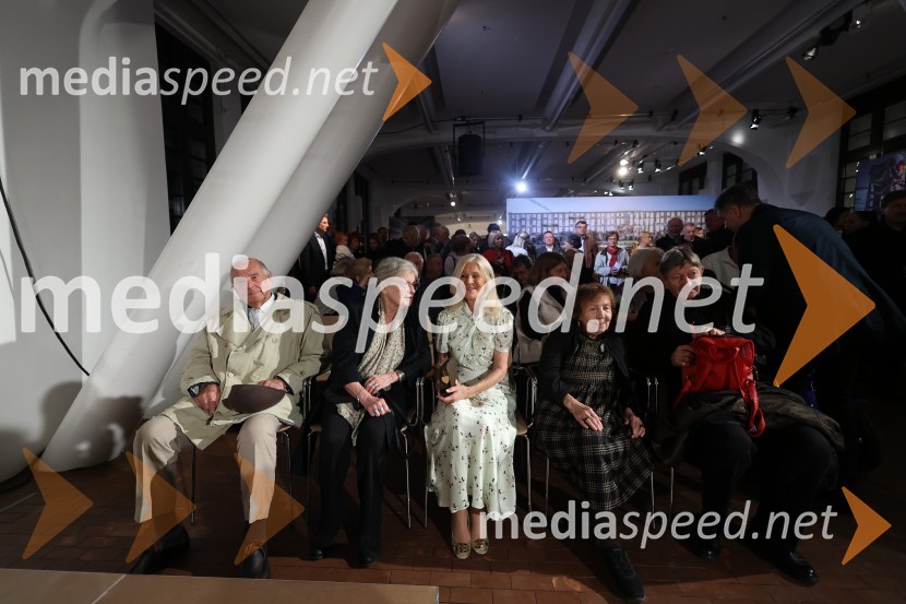 Odprtje prenovljenega centra Rog