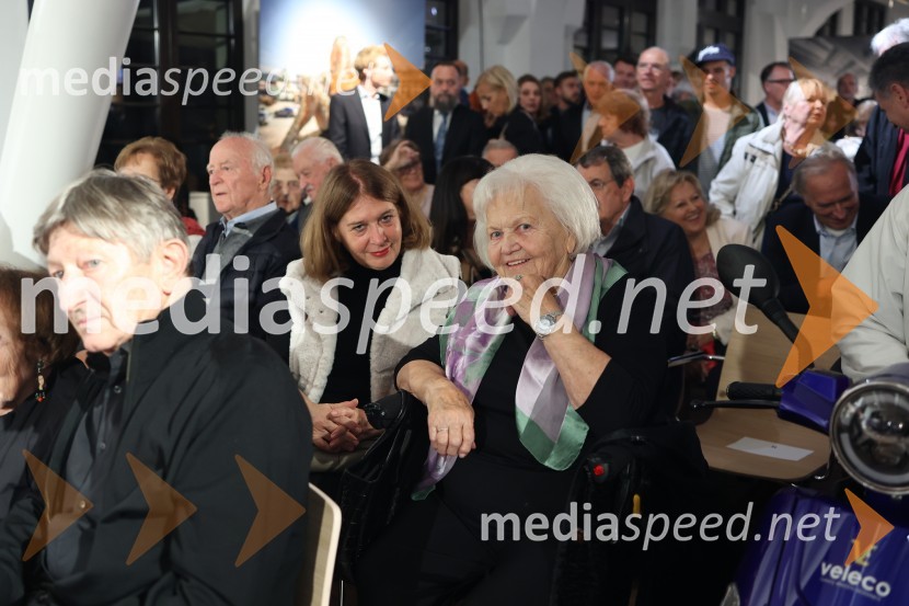 Odprtje prenovljenega centra Rog