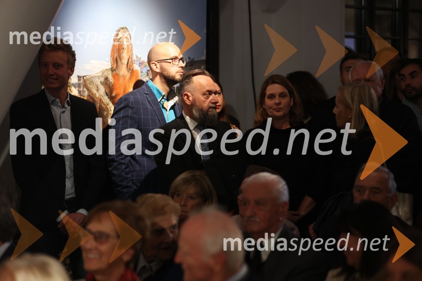 Odprtje prenovljenega centra Rog