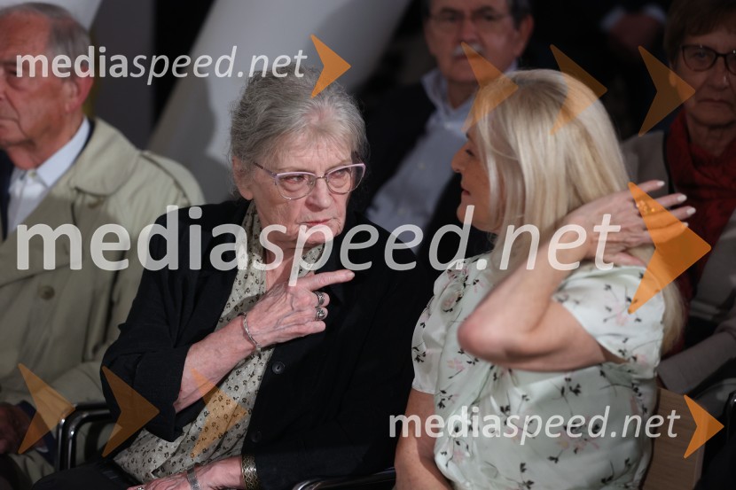 Odprtje prenovljenega centra Rog