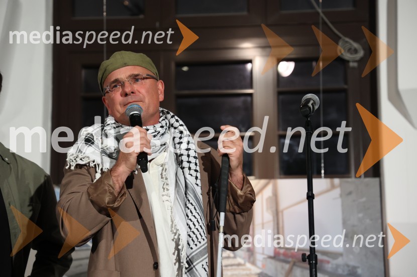  Branko Čeak, fotografOdprtje prenovljenega centra Rog