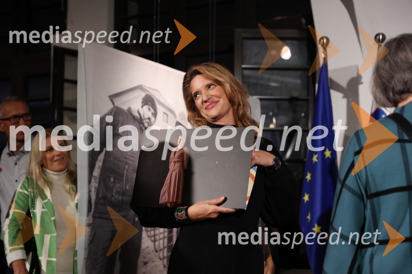  Renata Zamida, direktorica, Center RogOdprtje prenovljenega centra Rog