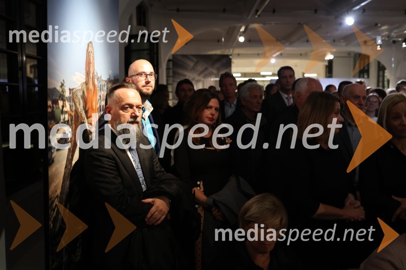 Odprtje prenovljenega centra Rog