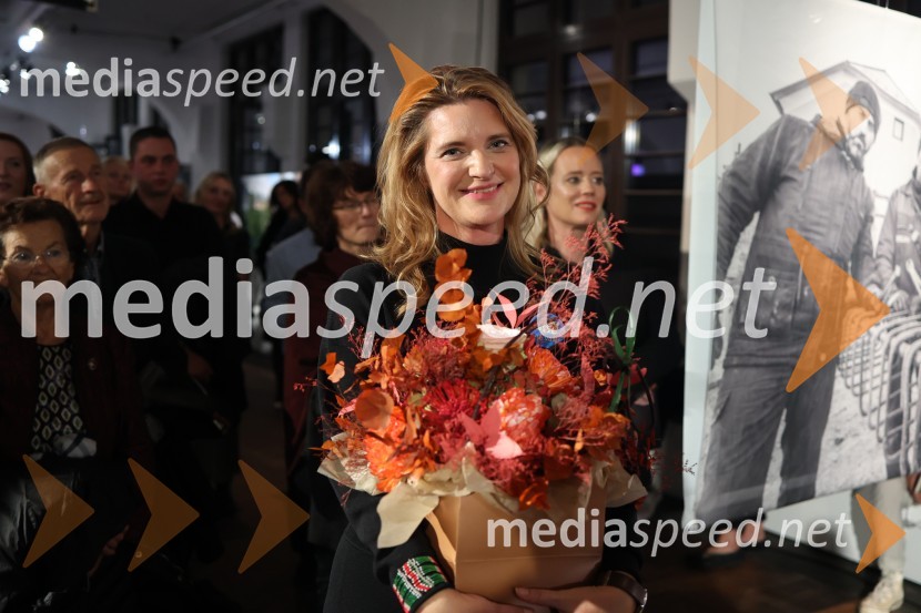  Renata Zamida, direktorica, Center RogOdprtje prenovljenega centra Rog