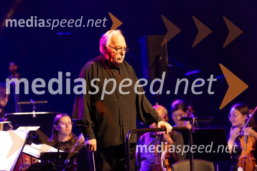  Franc Avsenek, dirigentVeliki dobrodelni koncert VILJEM JULIJAN