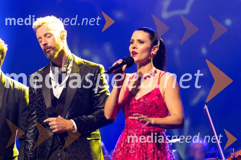  Gregor Bezenšek, glasbenik, Soulgreg artist, društvo Viljem Julijan, kandidat na predsedniških volitvah 2022;  Nina  Bezenšek, društvo Viljem JulijanVeliki dobrodelni koncert VILJEM JULIJAN