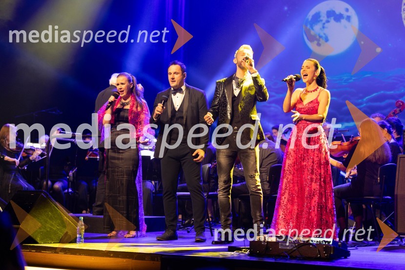  Tina Zidanšek, pevka;  Dejan Zafran , pevec;  Gregor Bezenšek, glasbenik, Soulgreg artist, društvo Viljem Julijan, kandidat na predsedniških volitvah 2022;  Nina  Bezenšek, društvo Viljem JulijanVeliki dobrodelni koncert VILJEM JULIJAN