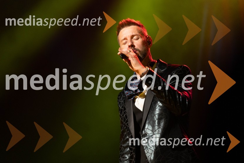  Gregor Bezenšek, glasbenik, Soulgreg artist, društvo Viljem Julijan, kandidat na predsedniških volitvah 2022Veliki dobrodelni koncert VILJEM JULIJAN