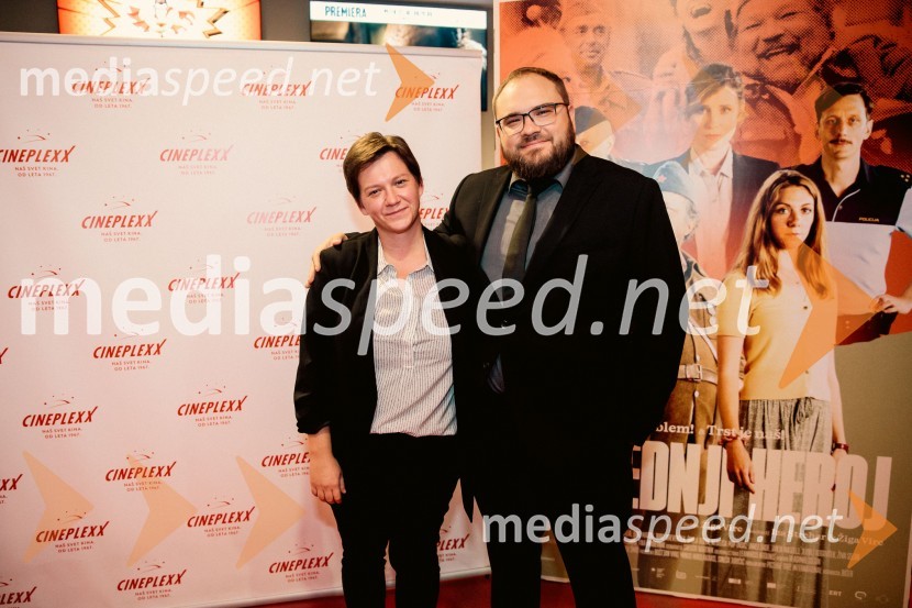  Iza Strehar, dramatičarka in scenaristka;  Žiga Virc, slovenski režiserPremiera filma Poslednji heroj v Cineplexx Novo mesto