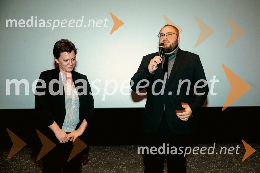  Iza Strehar, dramatičarka in scenaristka;  Žiga Virc, slovenski režiserPremiera filma Poslednji heroj v Cineplexx Novo mesto