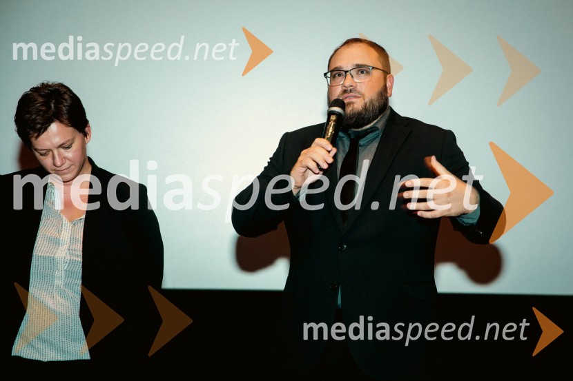  Iza Strehar, dramatičarka in scenaristka;  Žiga Virc, slovenski režiserPremiera filma Poslednji heroj v Cineplexx Novo mesto