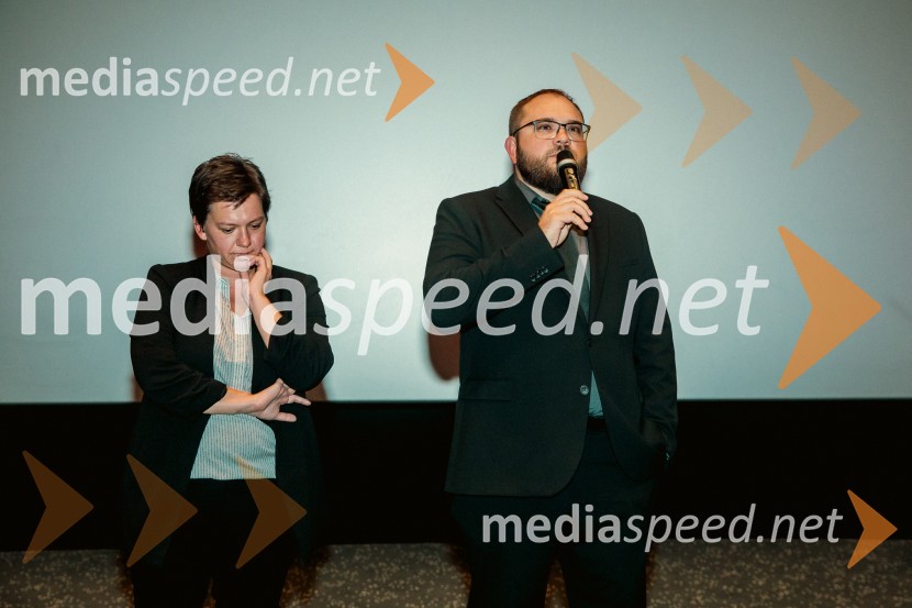  Iza Strehar, dramatičarka in scenaristka;  Žiga Virc, slovenski režiserPremiera filma Poslednji heroj v Cineplexx Novo mesto