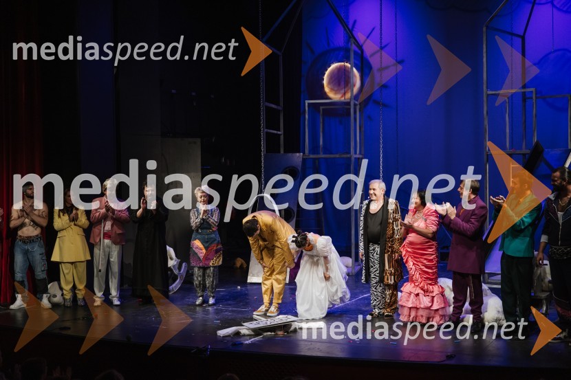  Mak  Tepšić, igralec;  Nataša Perić, igralkaRomeo in Julija, premiera v Gledališču Koper