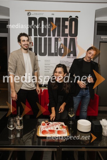  Mak  Tepšić, igralec;  Nataša Perić, igralka;  Igor Štamulak, igralecRomeo in Julija, premiera v Gledališču Koper