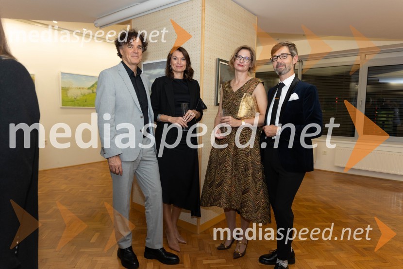  Zvezdan Martič, televizijski voditelj, predsednik uprave, RTV Slovenija;  Ana Martič;  ... ;  Goran Forbici, predsednik sveta RTV SlovenijaFestival slovenskega šansona 2023