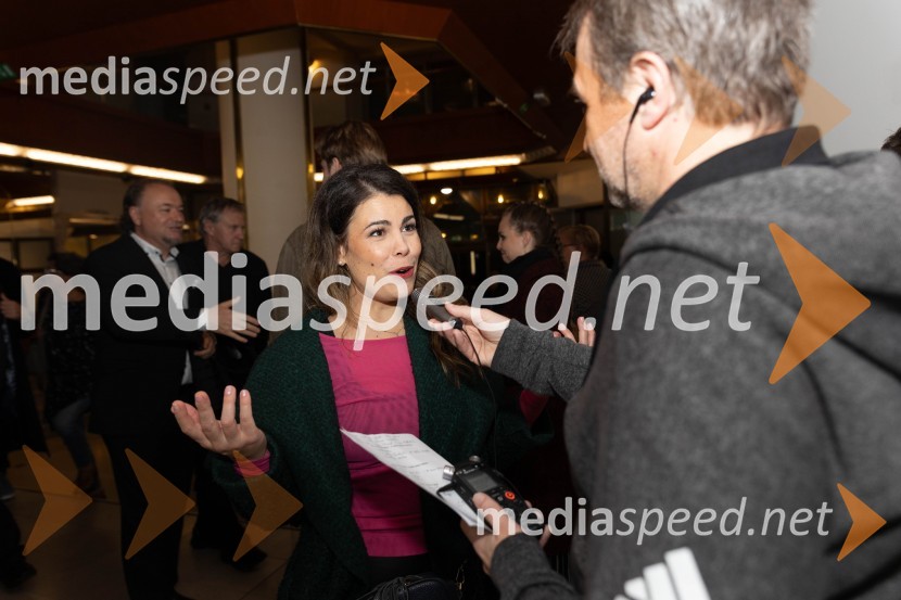  Ana Maria Mitić, stand up komičarkaFestival slovenskega šansona 2023