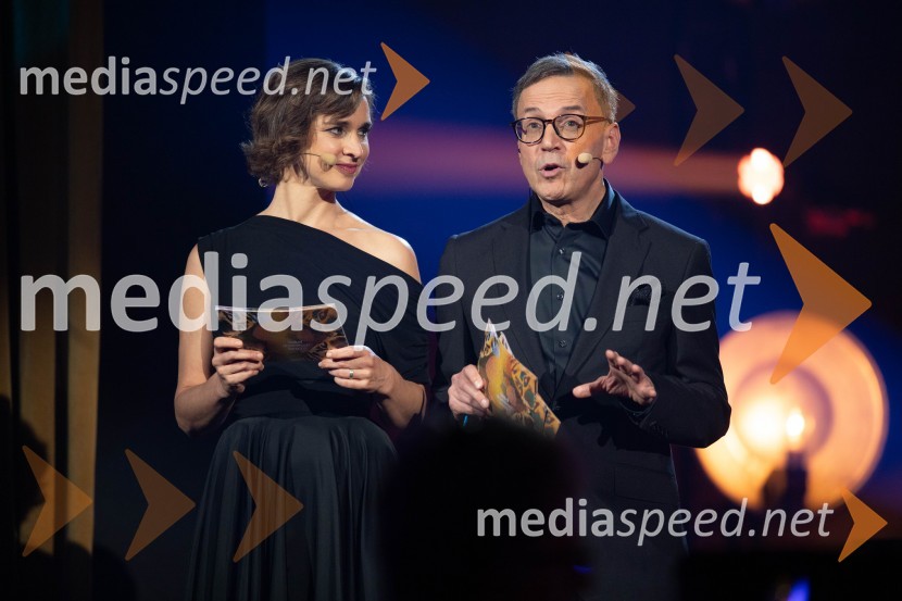  Višnja Fičor, igralka;  Igor Velše, voditeljFestival slovenskega šansona 2023