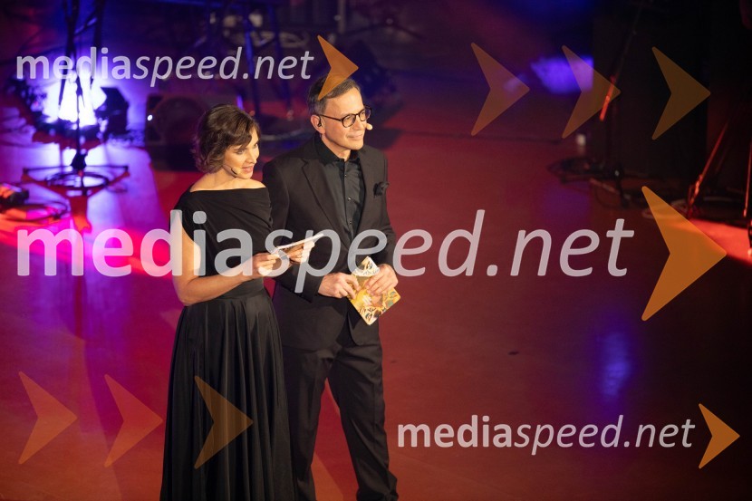  Višnja Fičor, igralka;  Igor Velše, voditeljFestival slovenskega šansona 2023