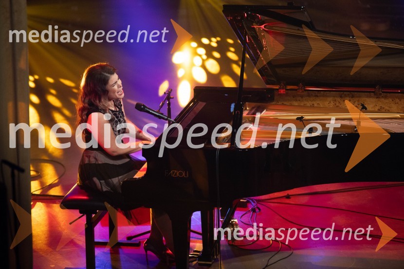  Ana Maria Mitić, stand up komičarkaFestival slovenskega šansona 2023